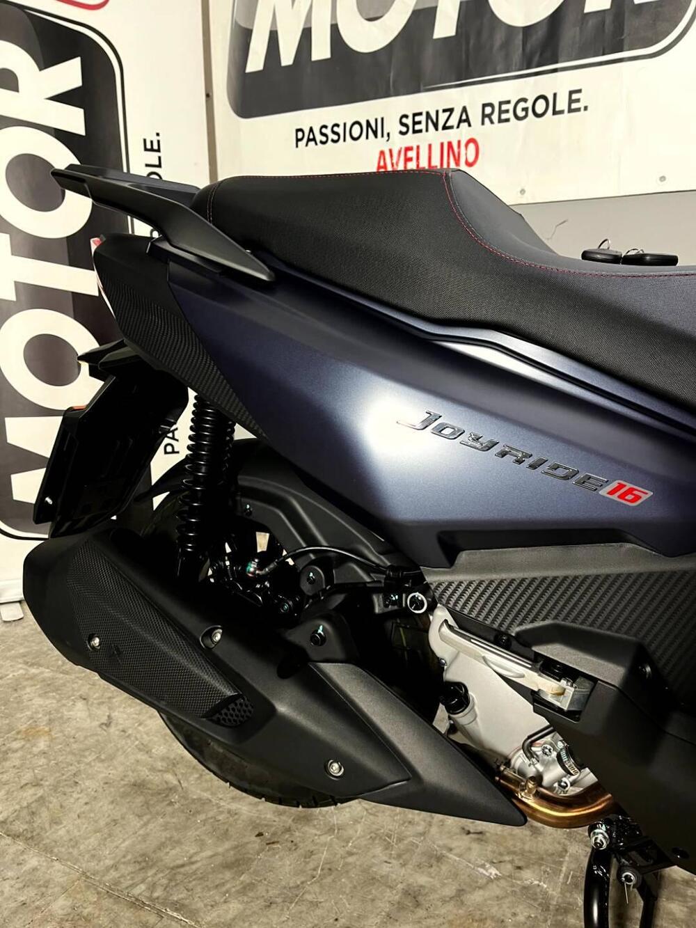 Sym Joyride 300 (2022 - 24) (18)