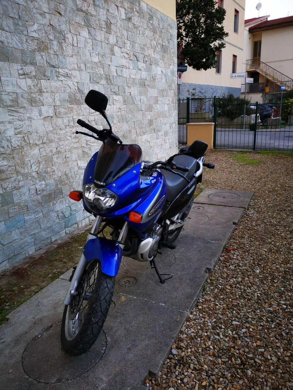 Suzuki XF 650 Freewind (1997 - 03) (5)