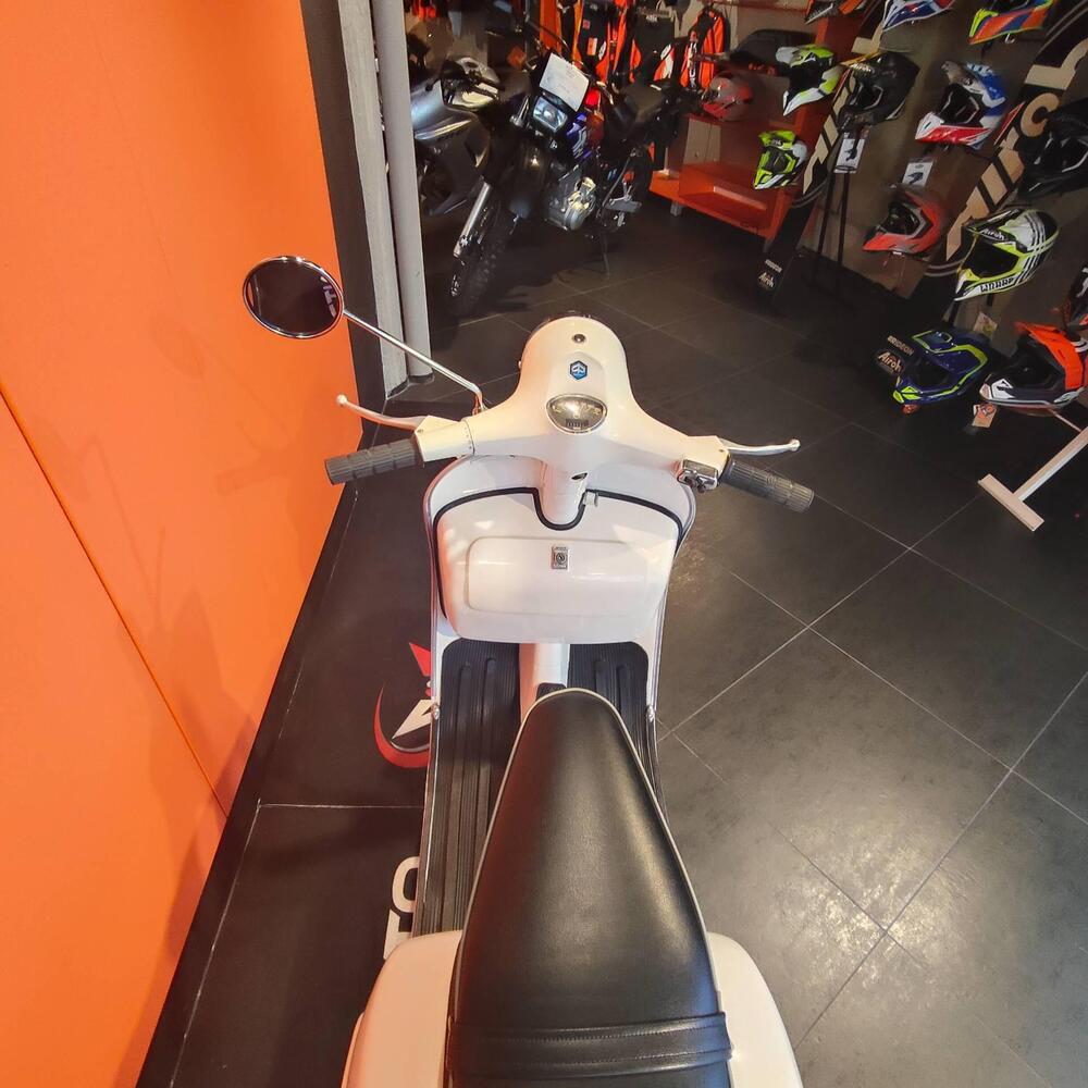 Piaggio VESPA 125 TS (3)