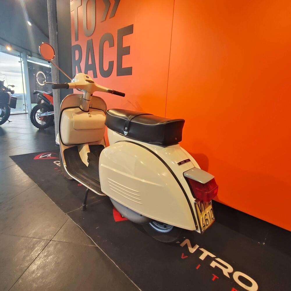 Piaggio VESPA 125 TS (10)