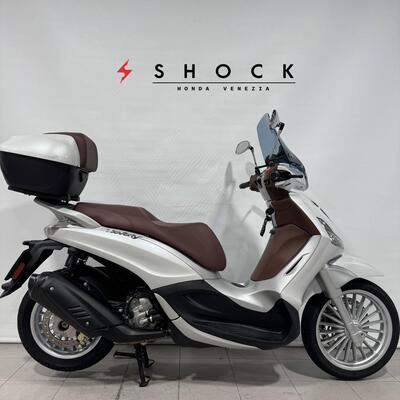 Piaggio Beverly 300 i.e. ABS-ASR (2016 - 20) usata