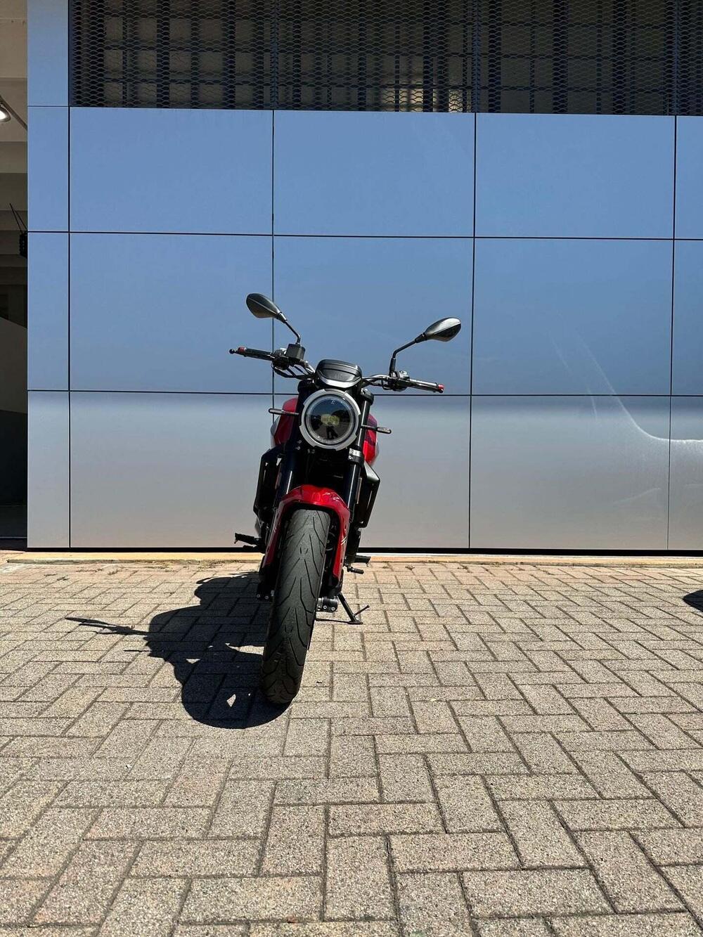 Moto Morini SEIEMMEZZO STR (2022 - 26) (3)