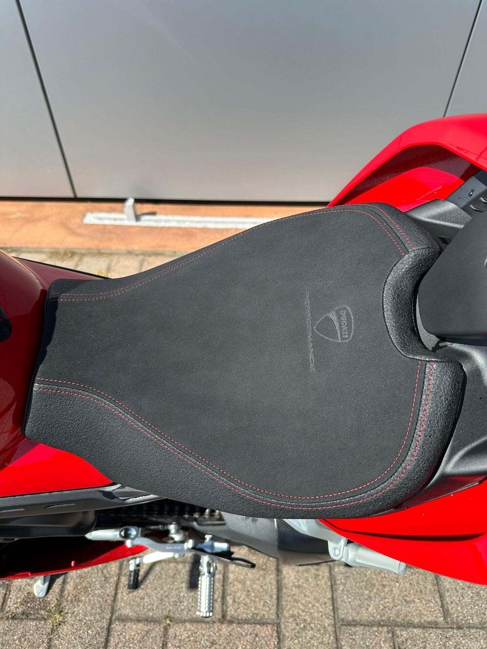 Ducati Panigale V4 1100 (2021) (17)