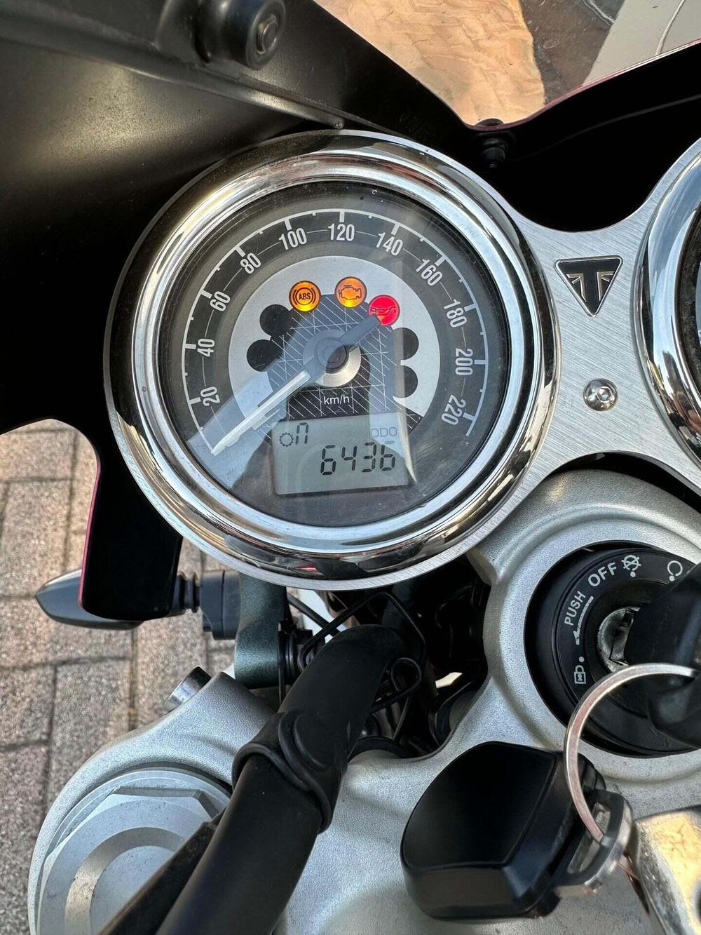 Triumph Speed Twin 1200 (2021 - 24) (6)