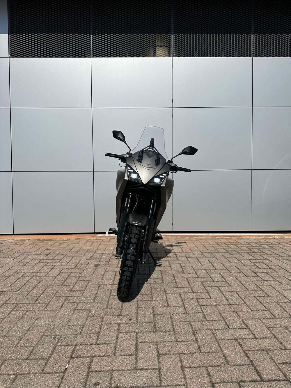 Moto Morini X-Cape 650 (2021 - 26) (3)