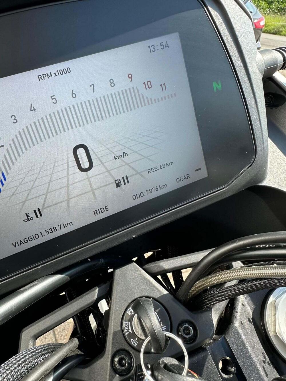 Moto Morini X-Cape 650 (2021 - 26) (6)