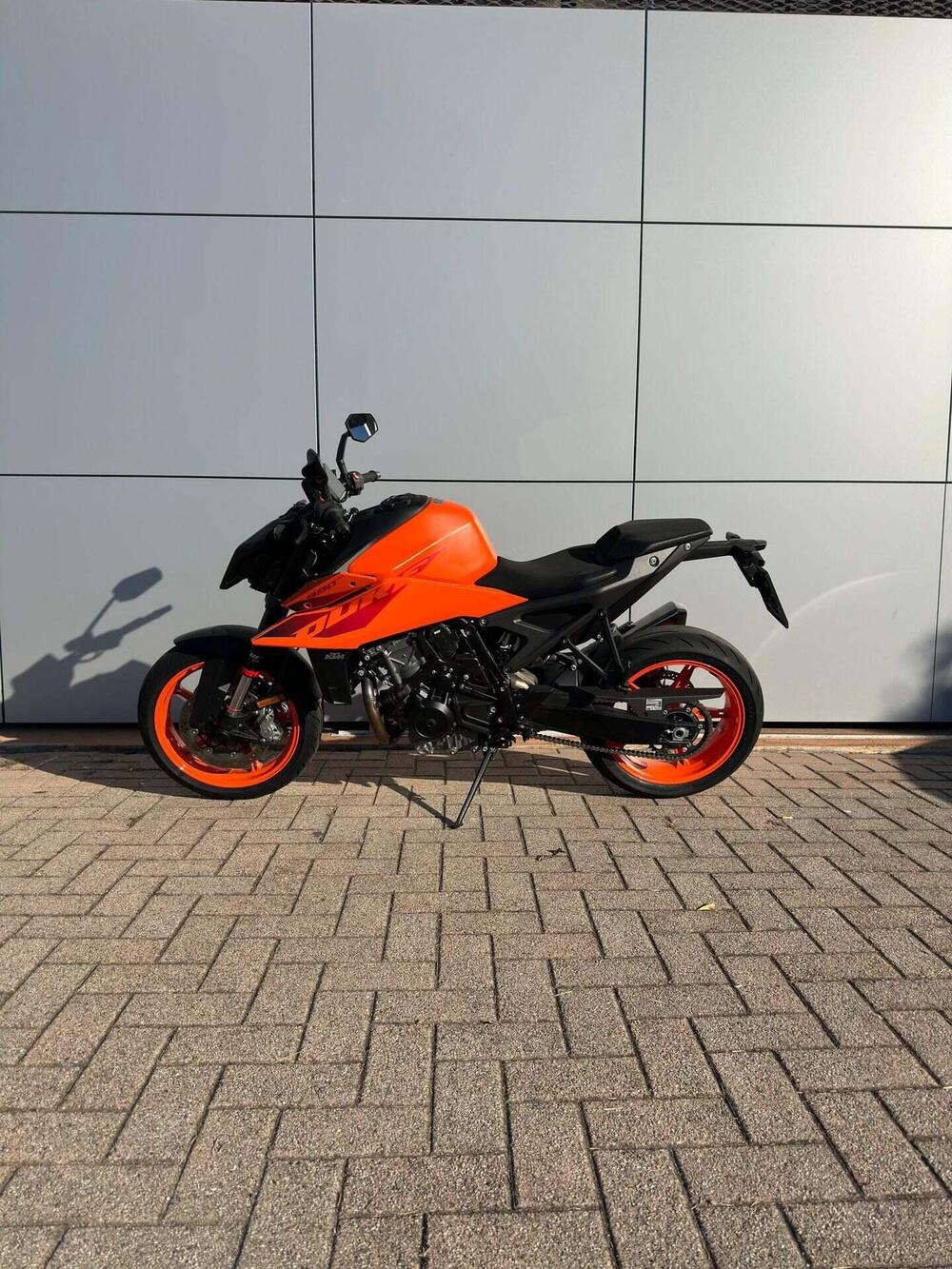 KTM 990 Duke (2024 - 26) (2)