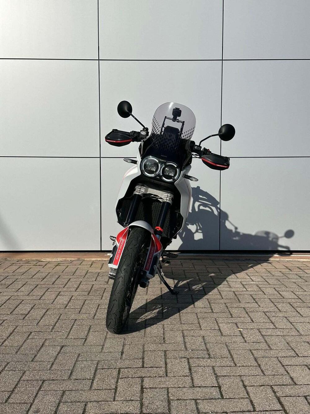 Ducati DesertX (2022 - 25) (3)