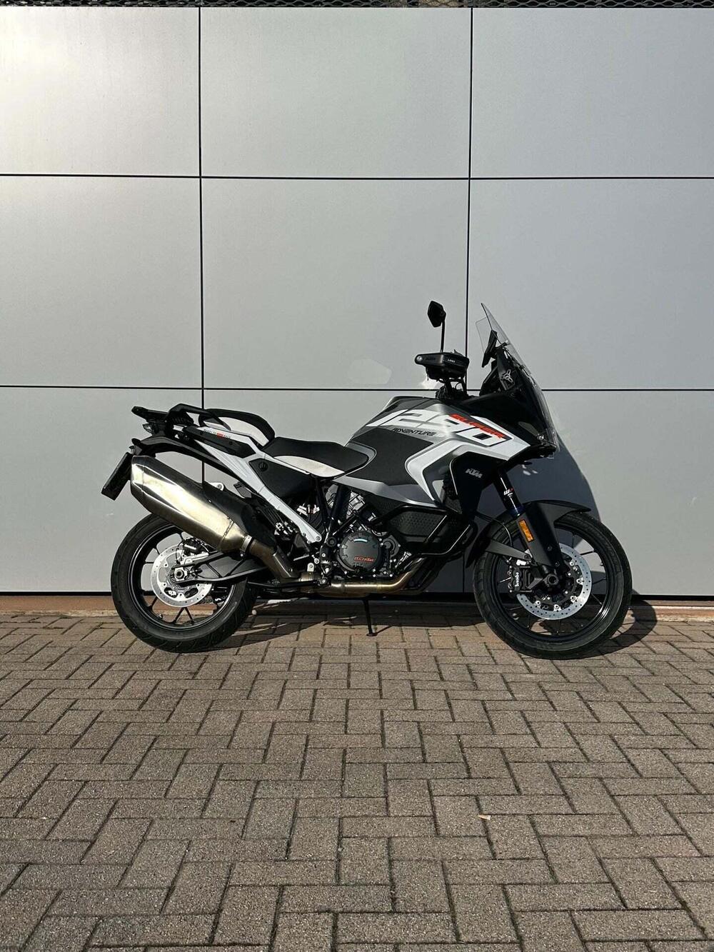 KTM 1290 Super Adventure S (2022 - 25) (4)