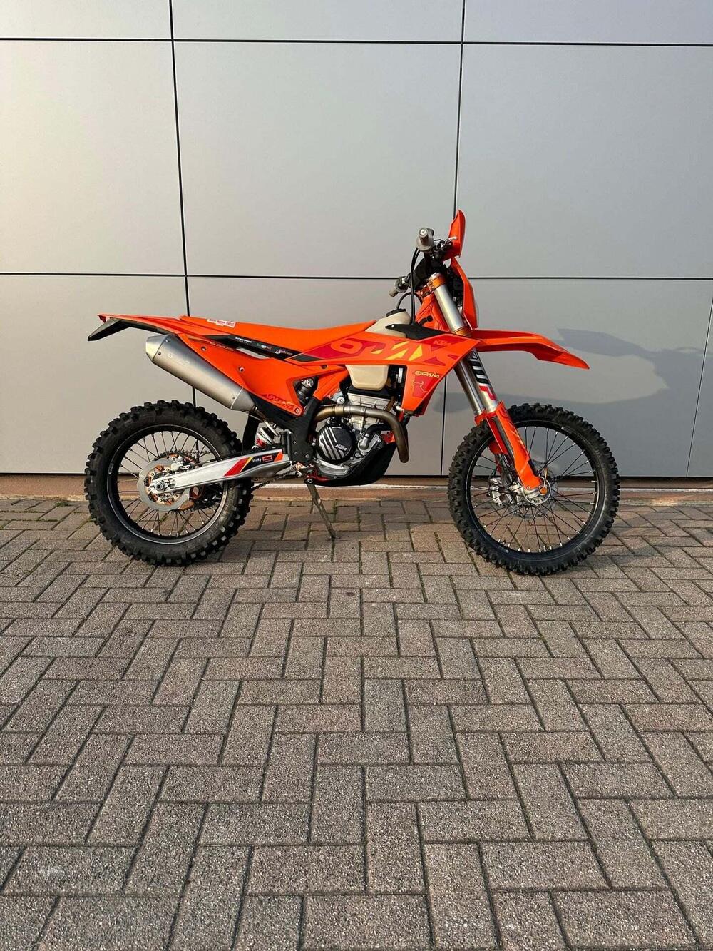 KTM 250 EXC-F Six Days (2025) (4)
