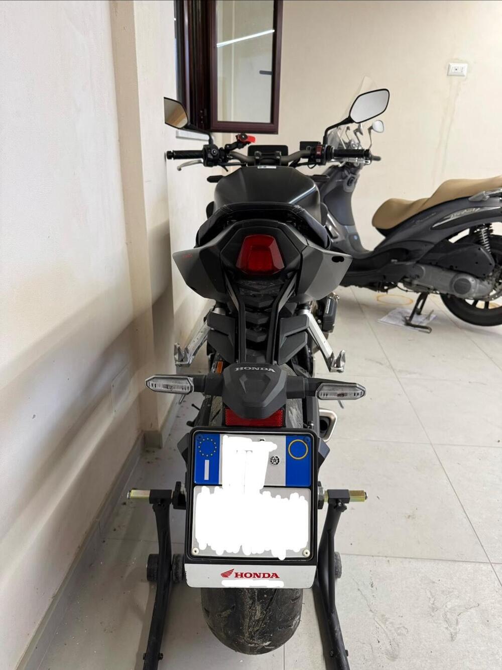 Honda CB 650 R E-Clutch (2024 - 26) (4)