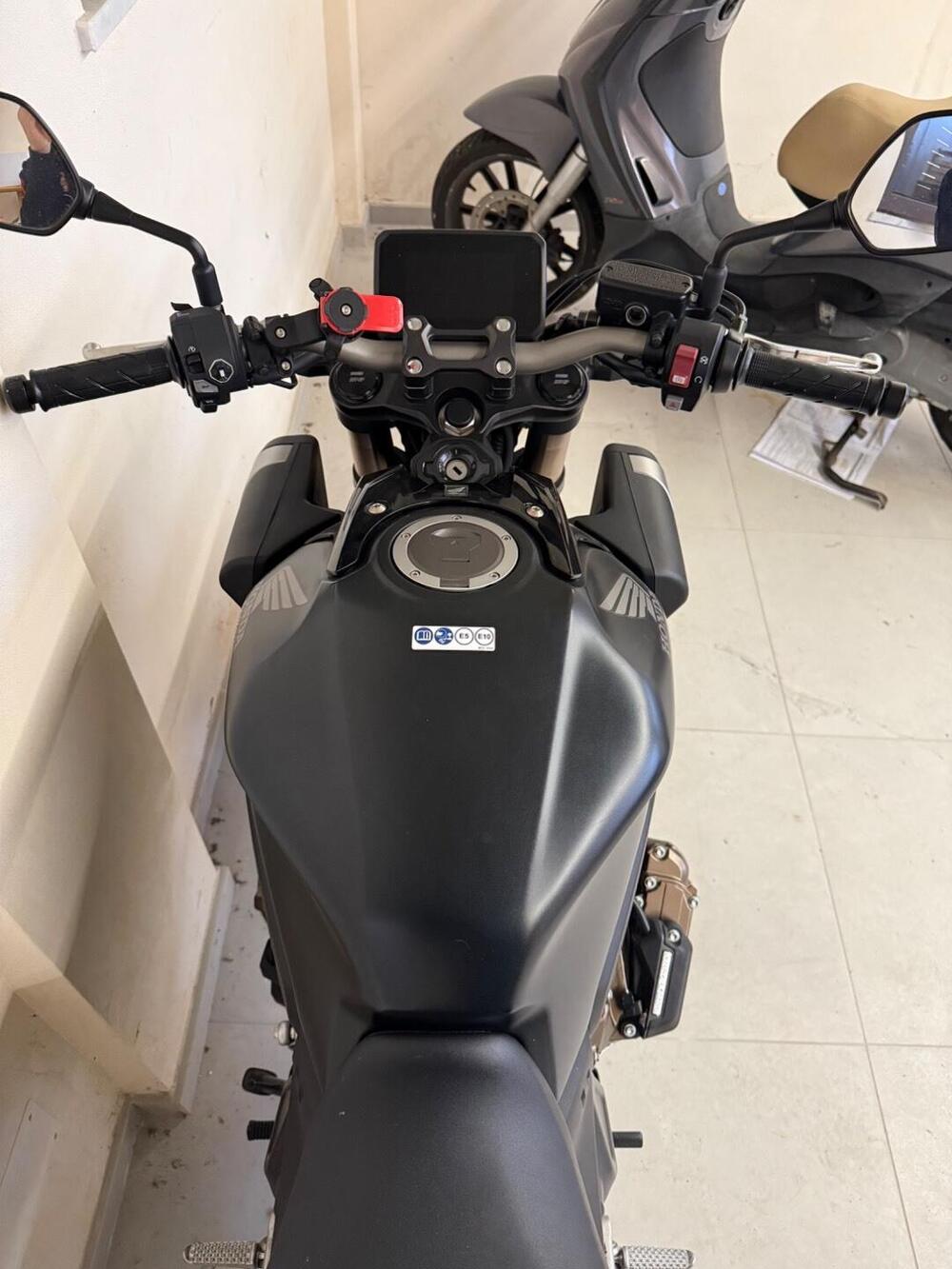 Honda CB 650 R E-Clutch (2024 - 26) (5)