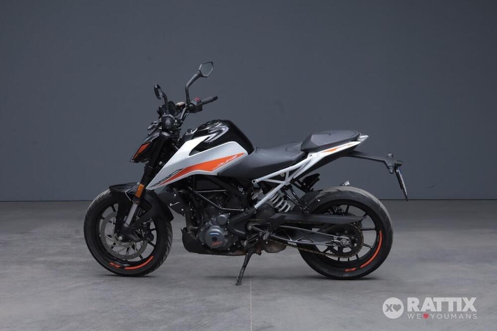 KTM 390 Duke (2021 - 23) (3)