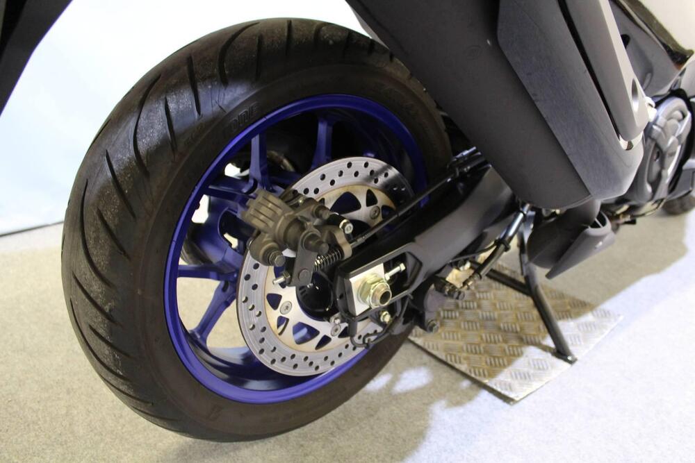 Yamaha T-Max 560 (2025 - 26) (4)