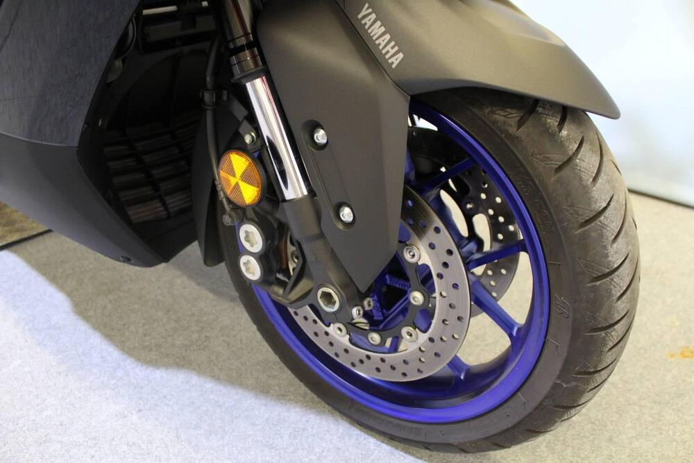 Yamaha T-Max 560 (2025 - 26) (5)