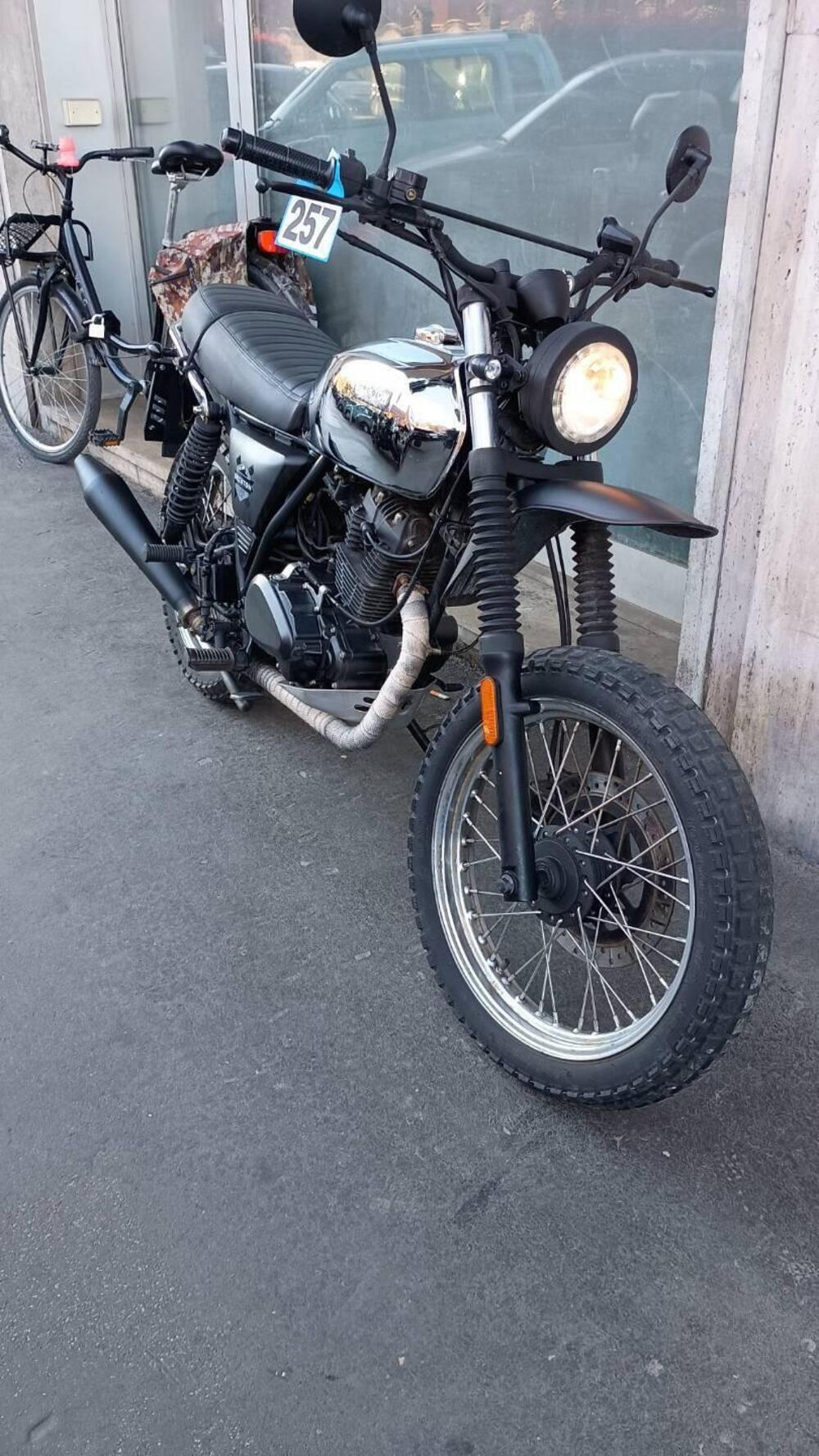 Brixton Motorcycles Felsberg 125 XC (2021 - 25) (3)