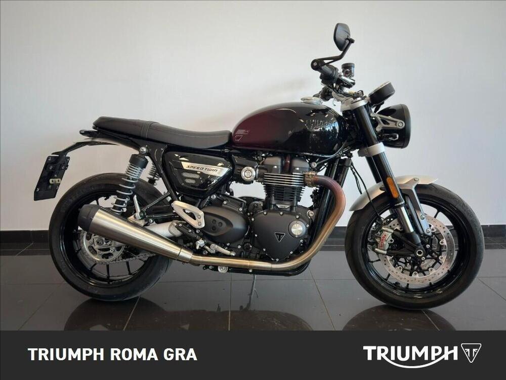 Triumph Speed Twin 1200 Stealth Edition (2024)