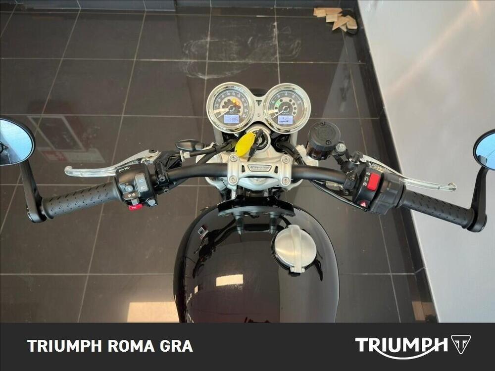 Triumph Speed Twin 1200 Stealth Edition (2024) (15)