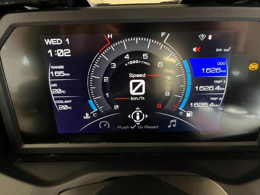 Yamaha T-Max 560 Tech Max (2022 - 24) (13)