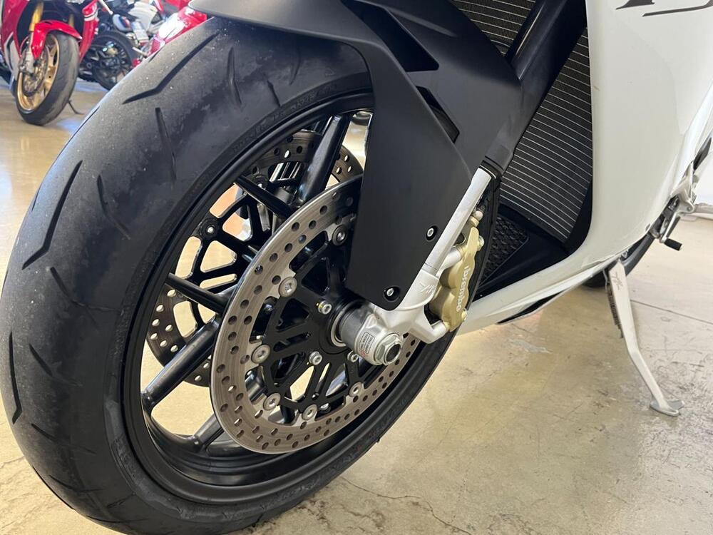 MV Agusta F3 675 EAS ABS (2017 - 20) (3)