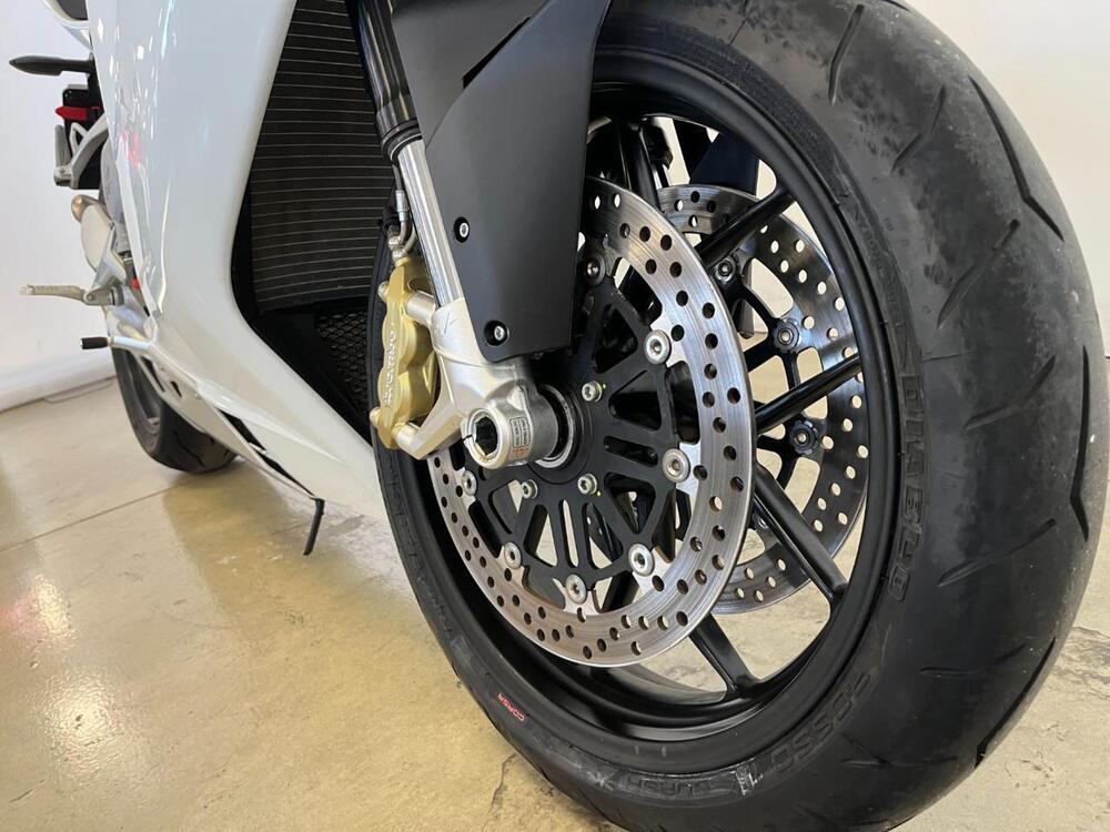 MV Agusta F3 675 EAS ABS (2017 - 20) (4)