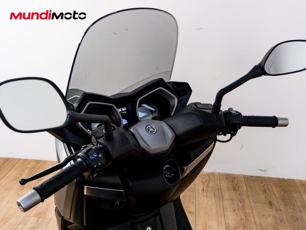 Yamaha X-Max 125 Tech Max (2020) (11)