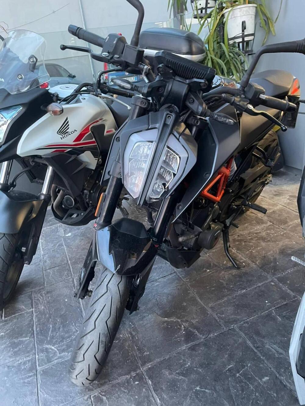 KTM 390 Duke (2021 - 23) (3)