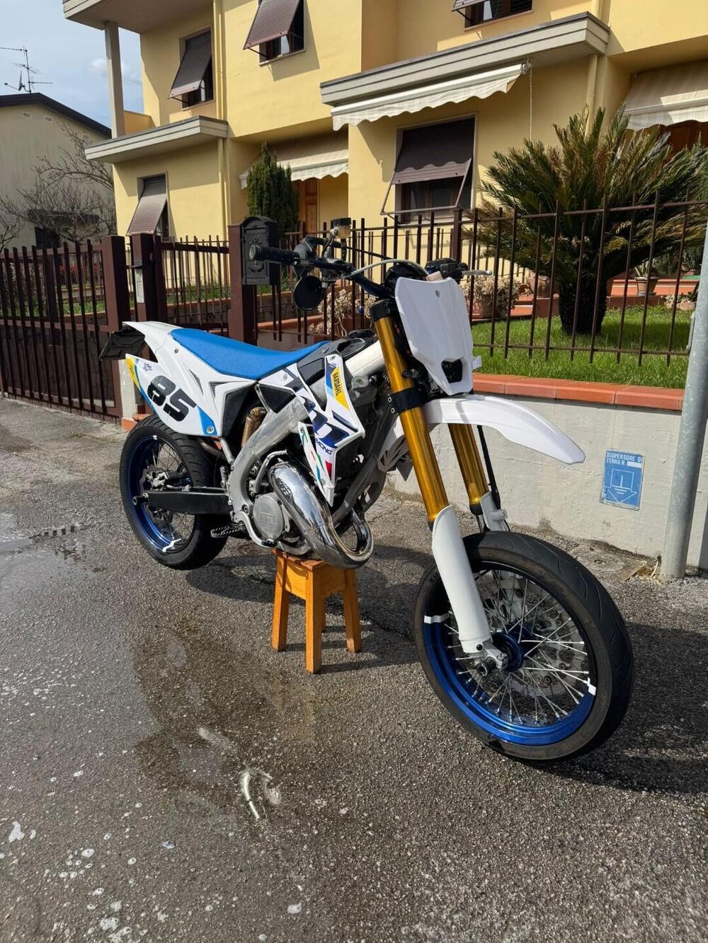 Tm Moto EN 125 (2015) (2)