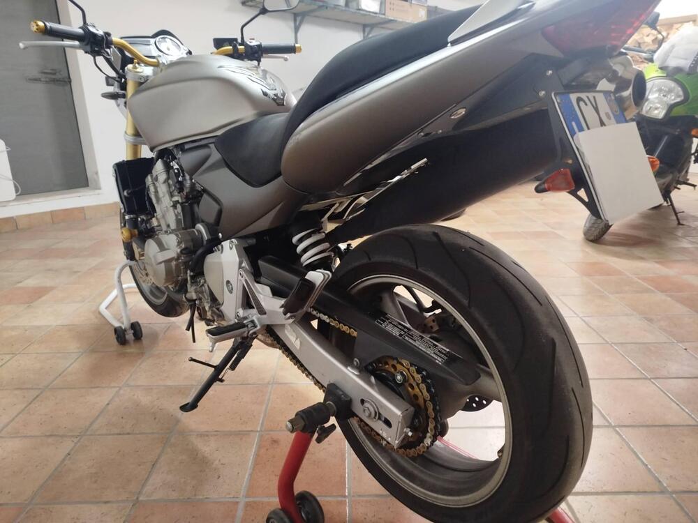 Honda Hornet 600 (2005 - 06) (3)