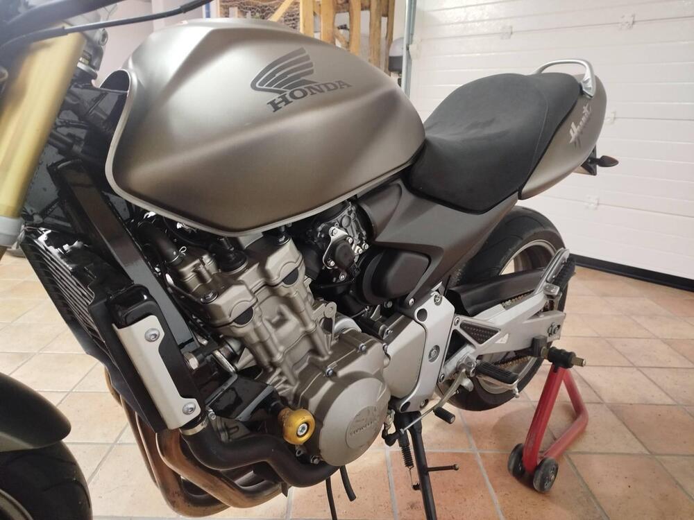 Honda Hornet 600 (2005 - 06) (4)