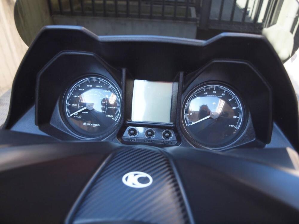 Kymco X-Town 300i ABS (2016 - 20) (4)