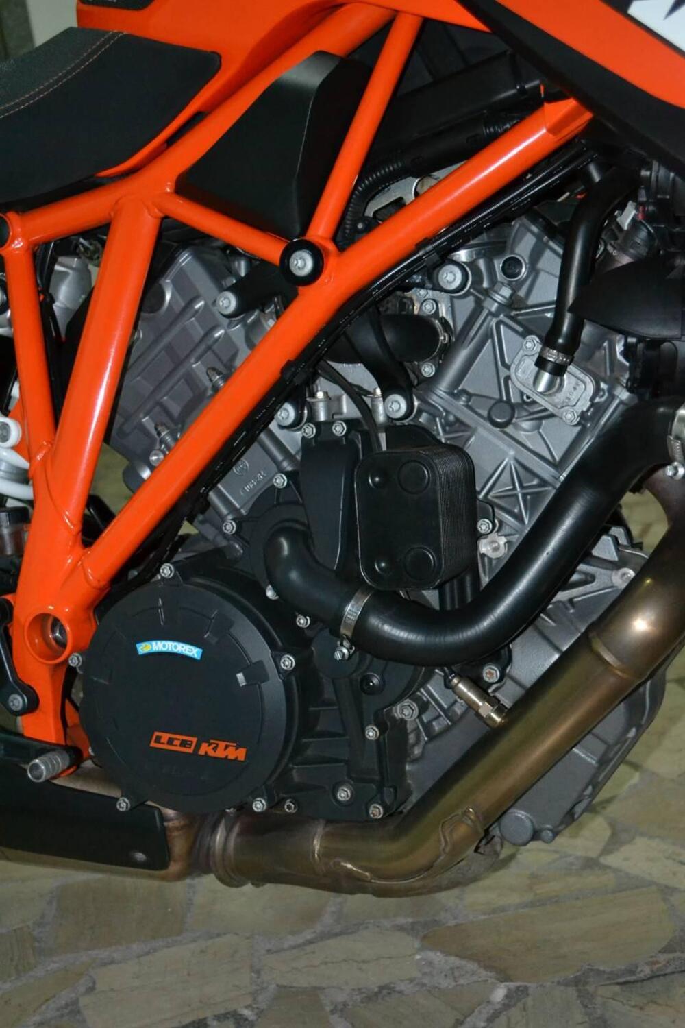 KTM 1290 Super Duke R ABS (2014 - 16) (6)