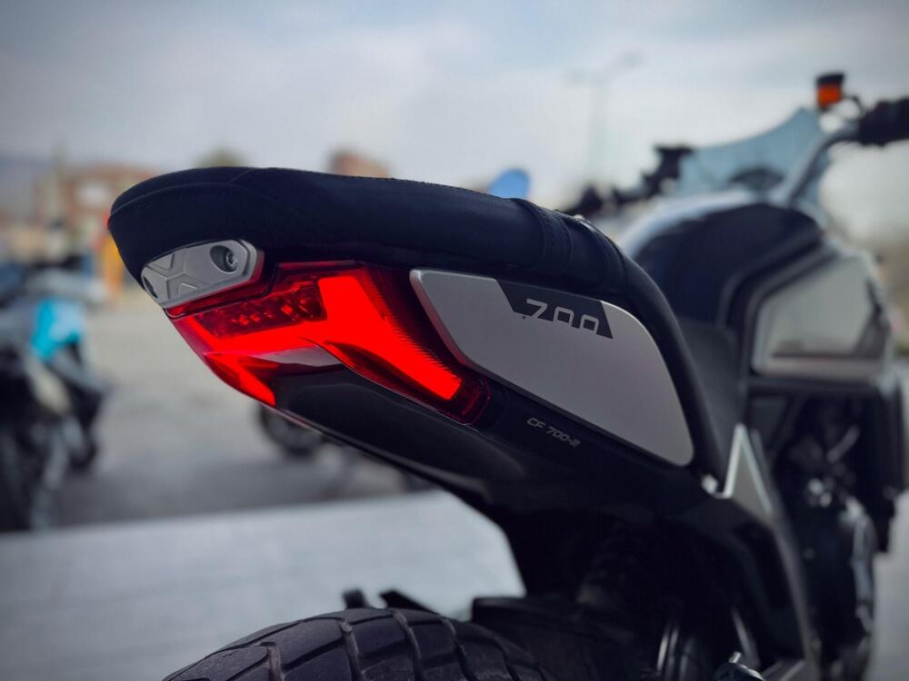 CFMOTO 700CL-X Heritage (2021 - 26) (6)