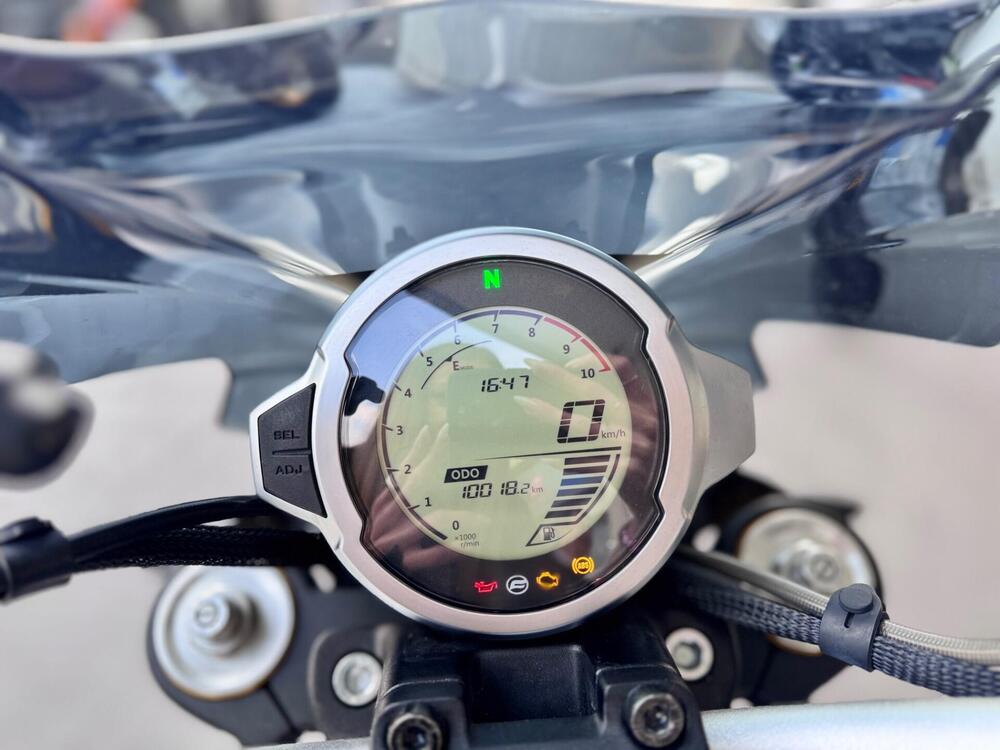 CFMOTO 700CL-X Heritage (2021 - 26) (9)