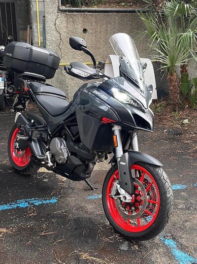 Ducati Multistrada V2 S (2022 - 24) usata
