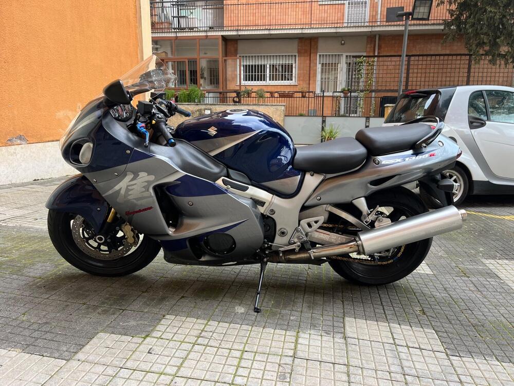 Suzuki GSX 1300 R Hayabusa (1999 - 06) (2)