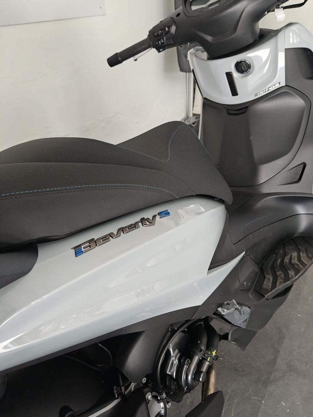 Piaggio Beverly 310 S (2025 - 26) (4)