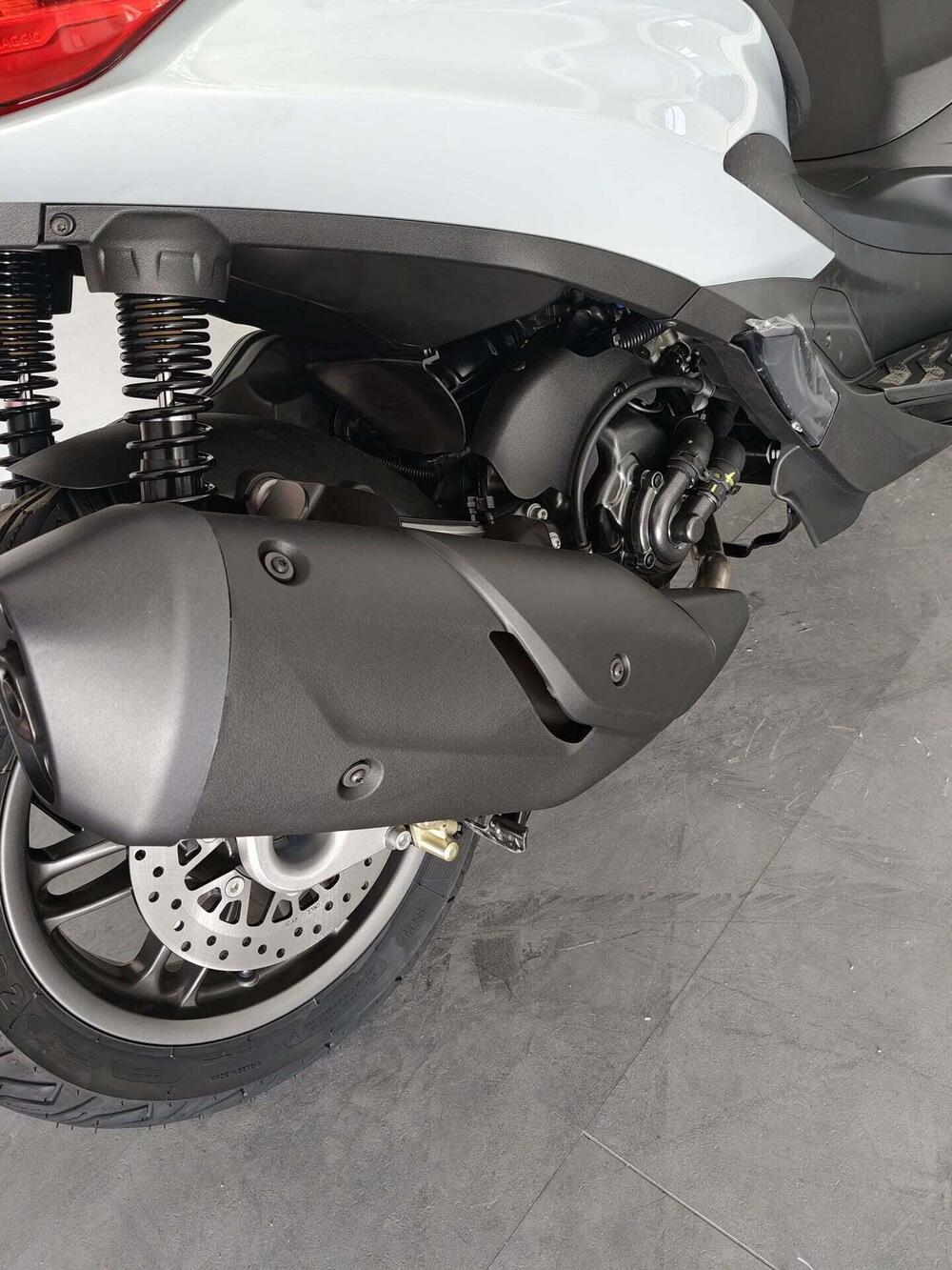 Piaggio Beverly 310 S (2025 - 26) (5)