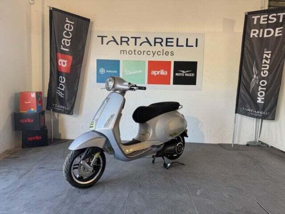 Vespa Primavera Elettrica 70 Tech (2024 - 26) (2)