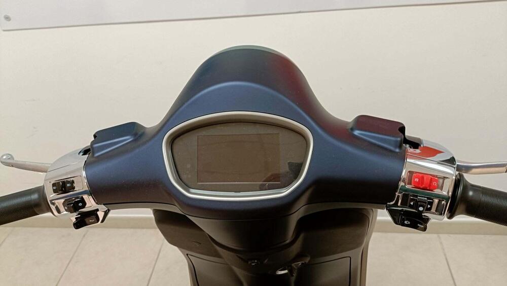 Vespa Primavera Elettrica 70 Tech (2024 - 26) (11)