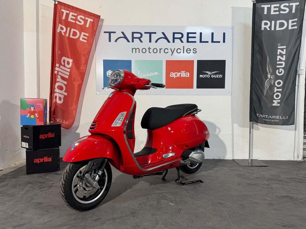 Vespa GTS 310 Super (2025 - 26) (2)