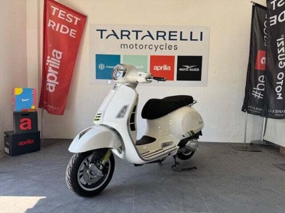 Vespa GTS 310 Super (2025 - 26) (2)