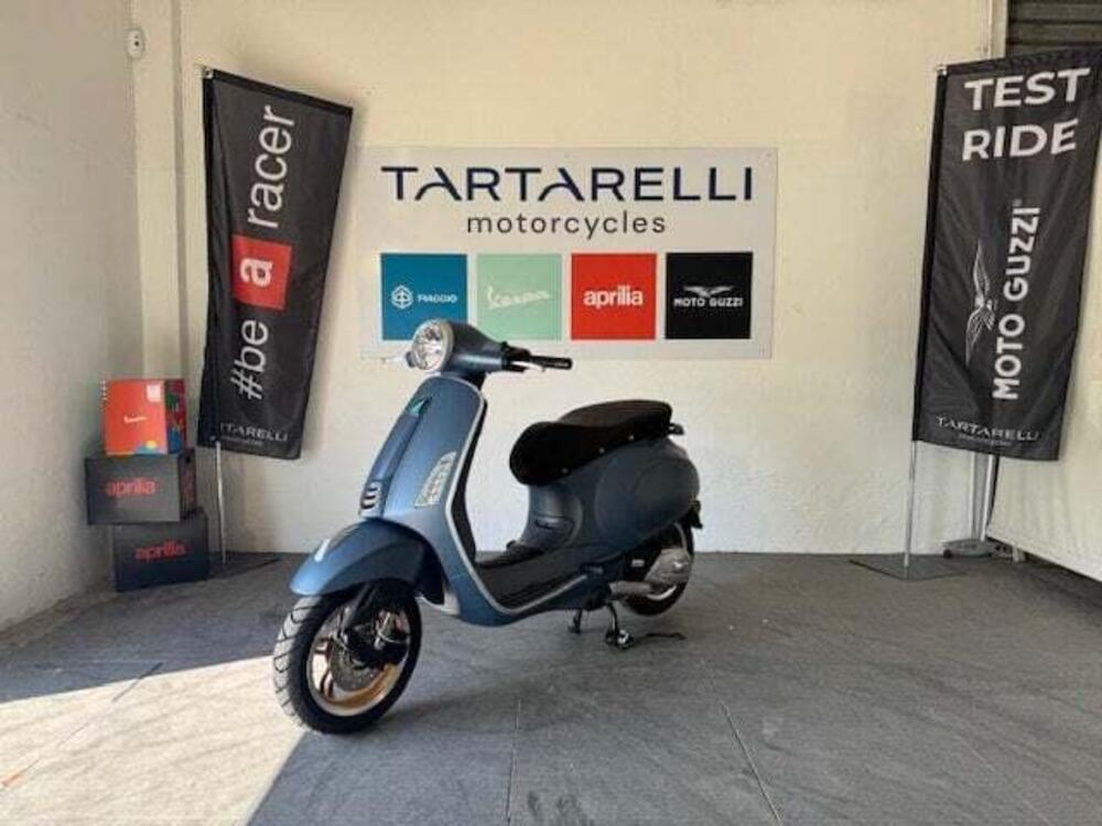 Vespa Primavera 125 Officina 8 (2026) (2)