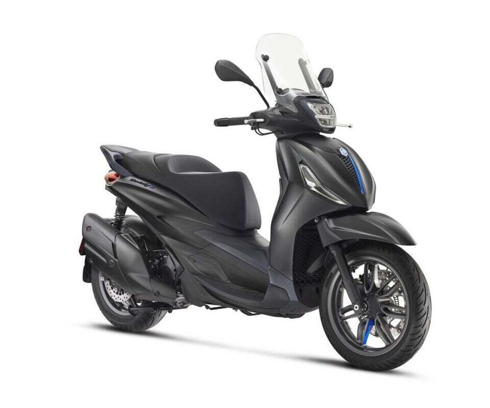 Piaggio Beverly 400 S (2025 - 26) (4)