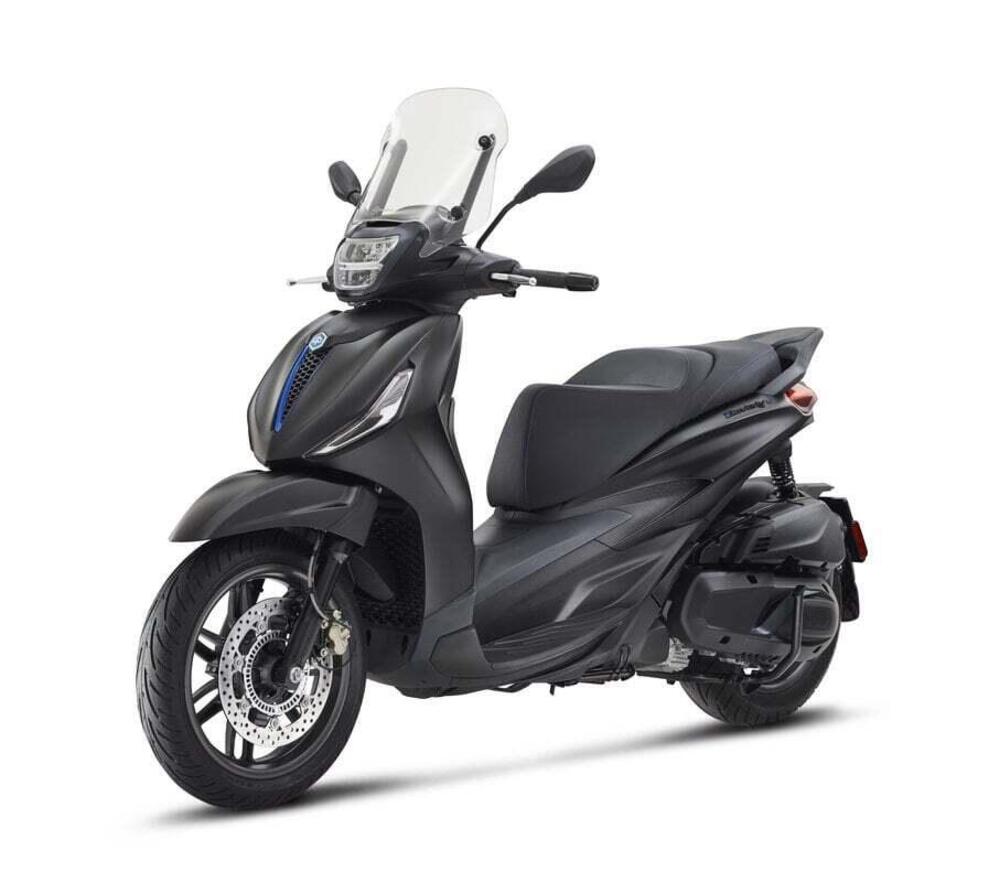 Piaggio Beverly 400 S (2025 - 26) (5)