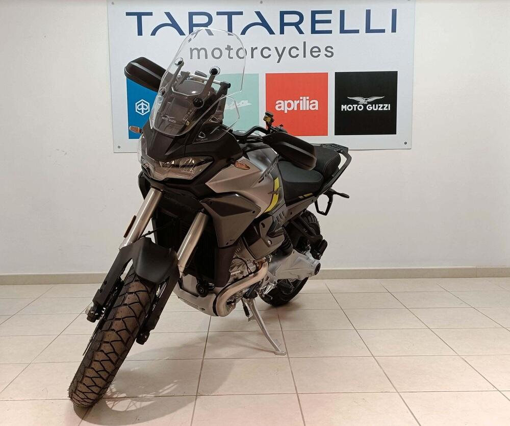 Moto Guzzi Stelvio (2024 - 26) (4)
