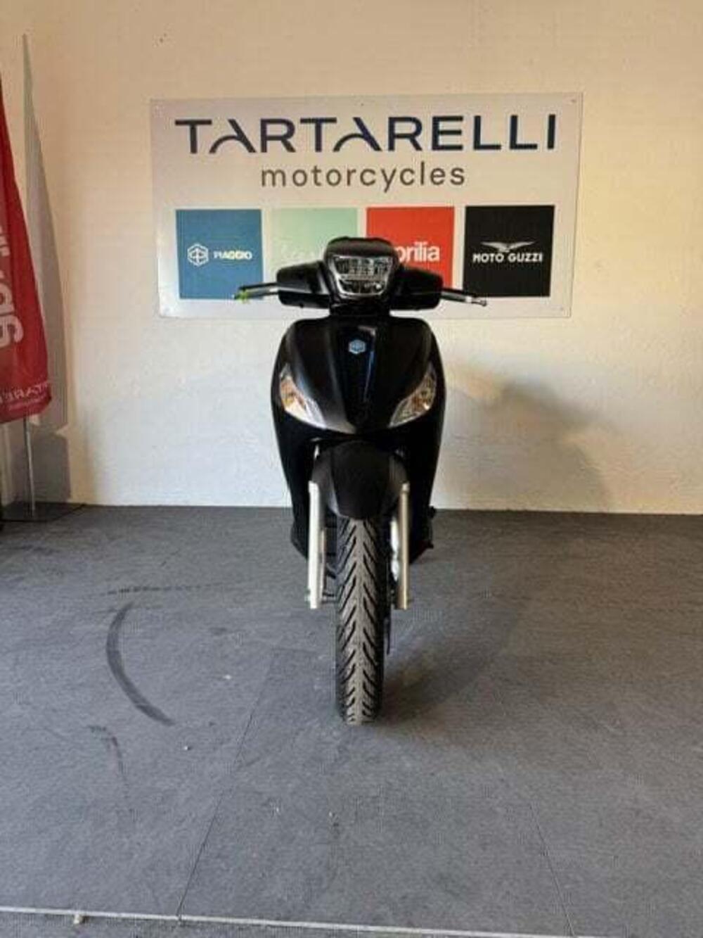 Piaggio Medley 200 S (2025 - 26) (3)