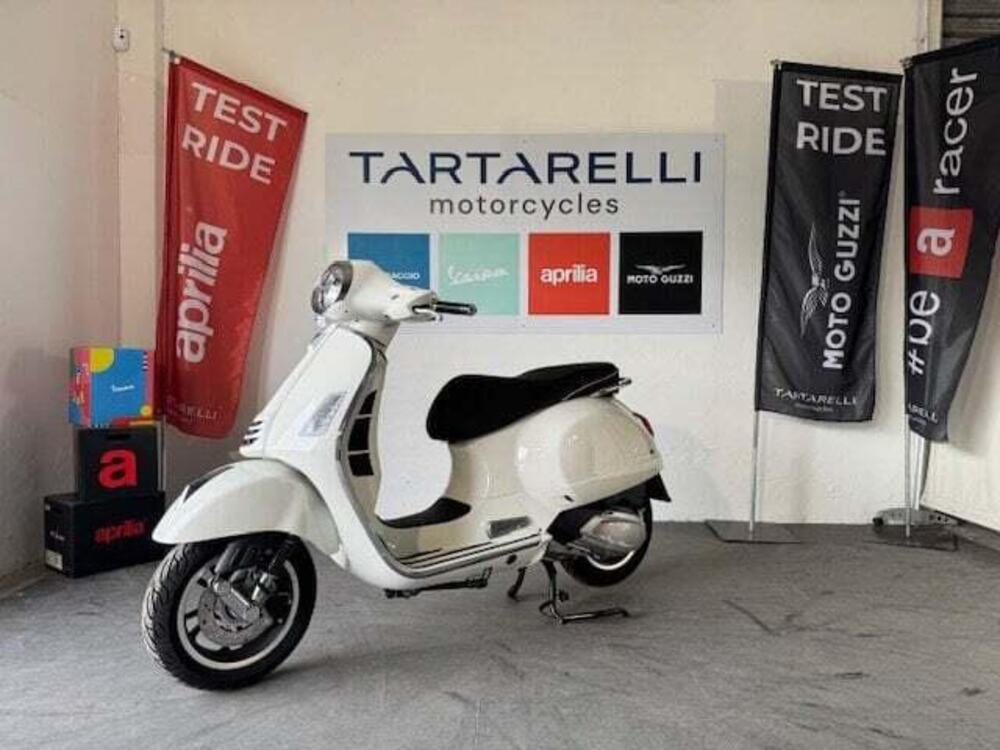 Vespa GTS 310 Super (2025 - 26) (2)