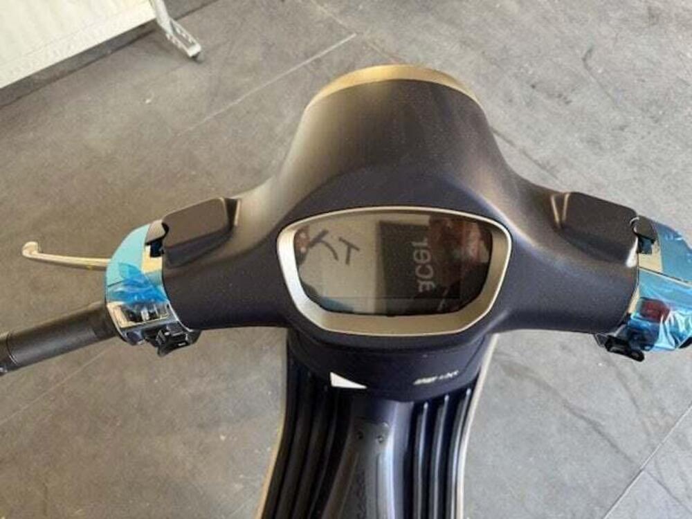 Vespa Primavera 125 (2024 - 25) (5)