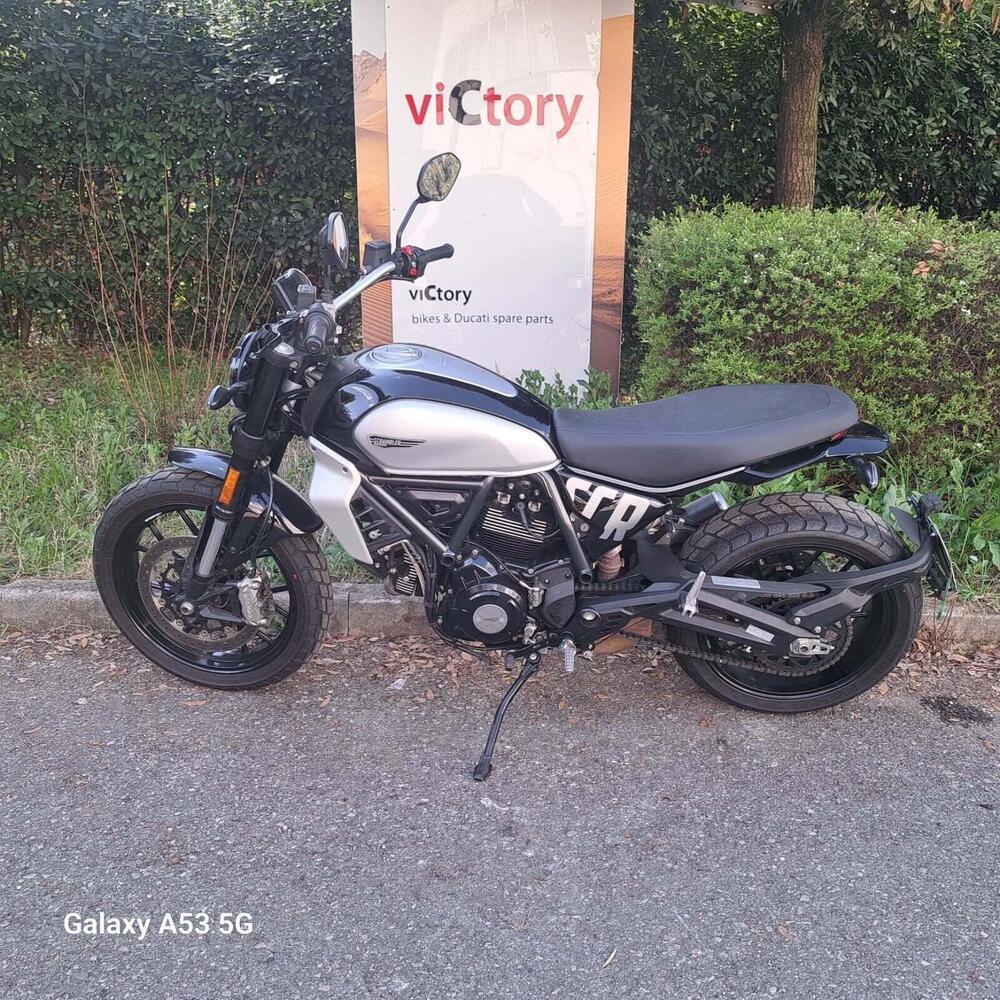 Ducati Scrambler 800 Icon (2023 - 24) (2)
